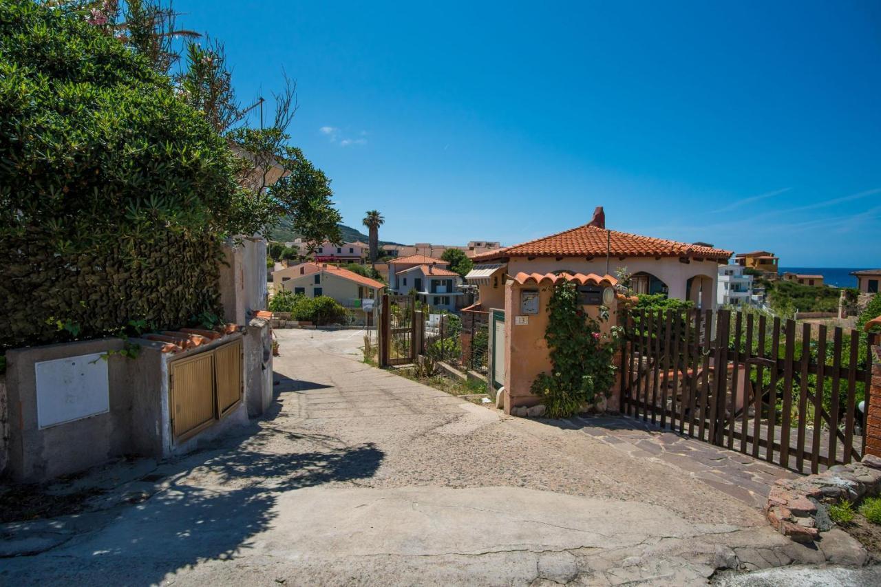 Casa Vacanze Patrizia Valledoria  Buitenkant foto